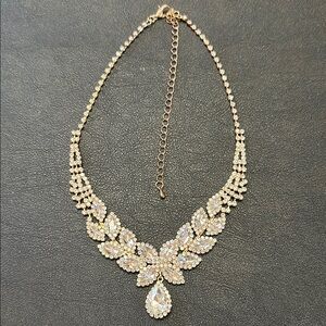 Copper Color Setting Rhinestone Statement Necklace